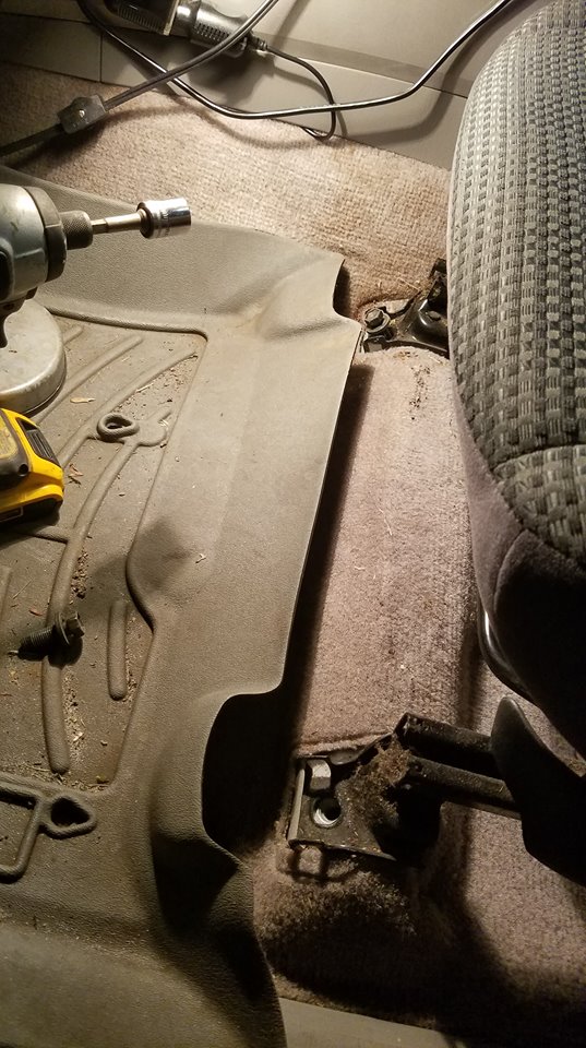 https://www.toyota-4runner.org/attachments/4th-gen-t4rs/308046d1534030286-how-replace-drivers-seat-bottom-foam-pic-heavy-1c-jpg
